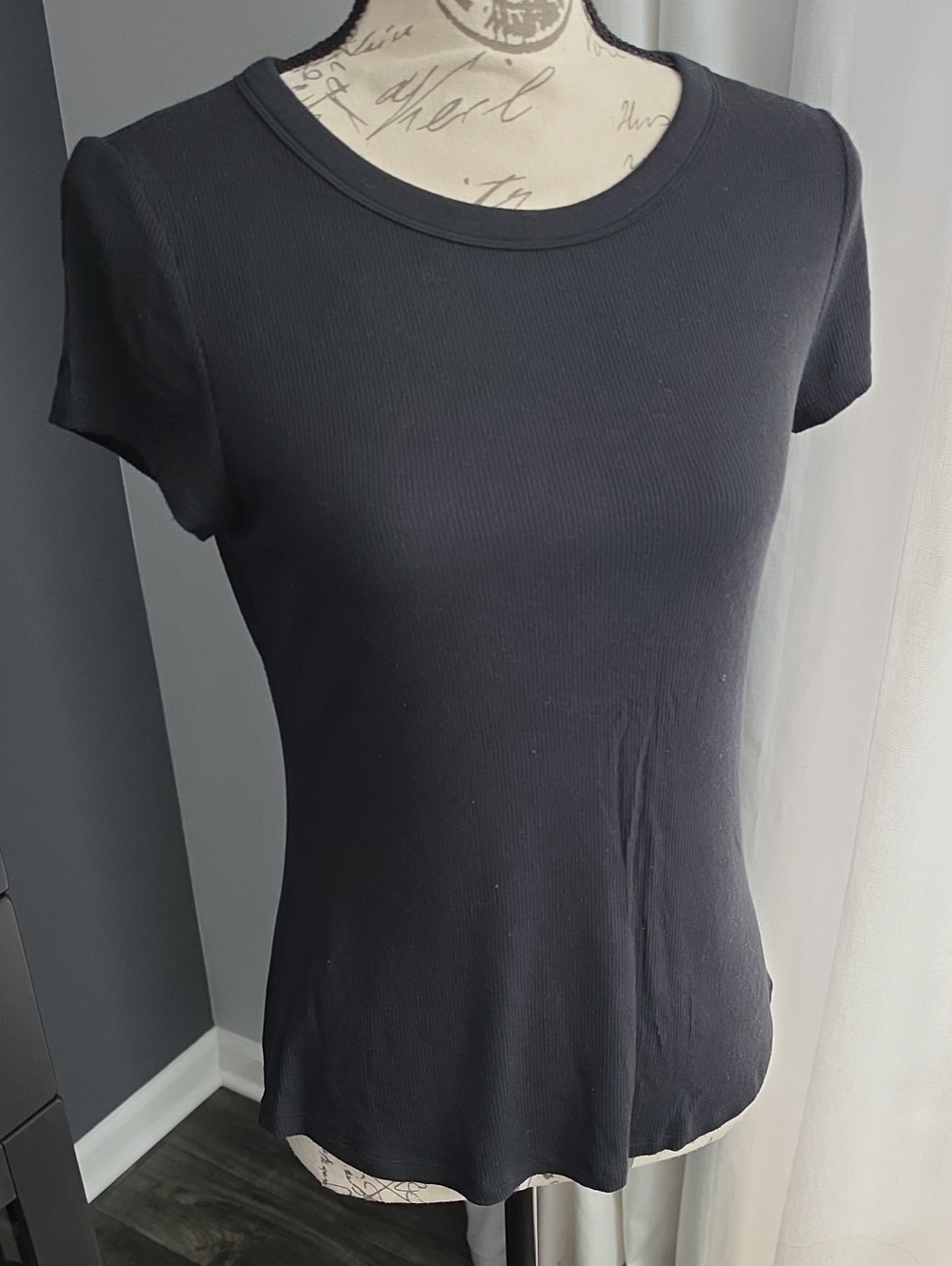 AEO 'Soft & Sexy Rib' Tee in Black